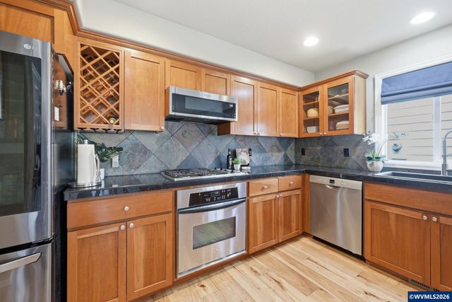 879 SE Bayshore Cir, Corvallis, OR 97333