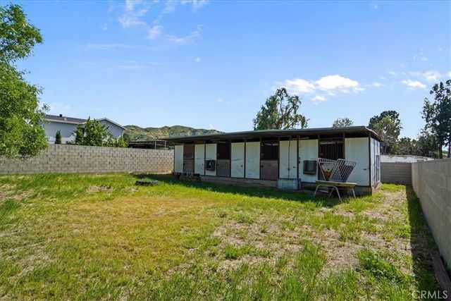 10436 LA TUNA CANYON Road, Sun Valley, CA 91352