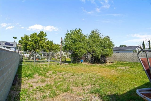 10436 LA TUNA CANYON Road, Sun Valley, CA 91352