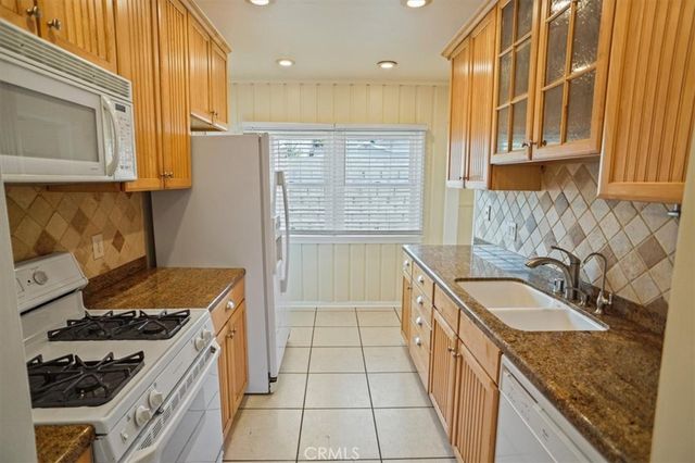 10436 LA TUNA CANYON Road, Sun Valley, CA 91352