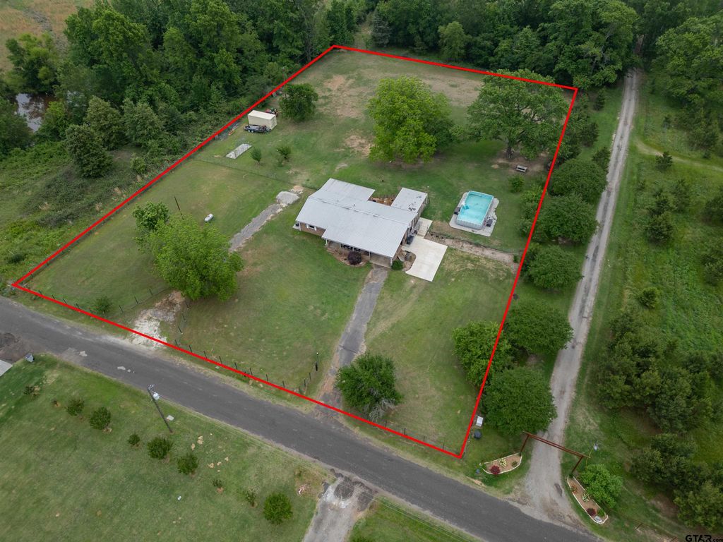 536 CR 2373, Alba, TX 75410