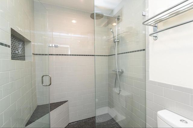 5235 Blossom Street, Houston, TX 77007