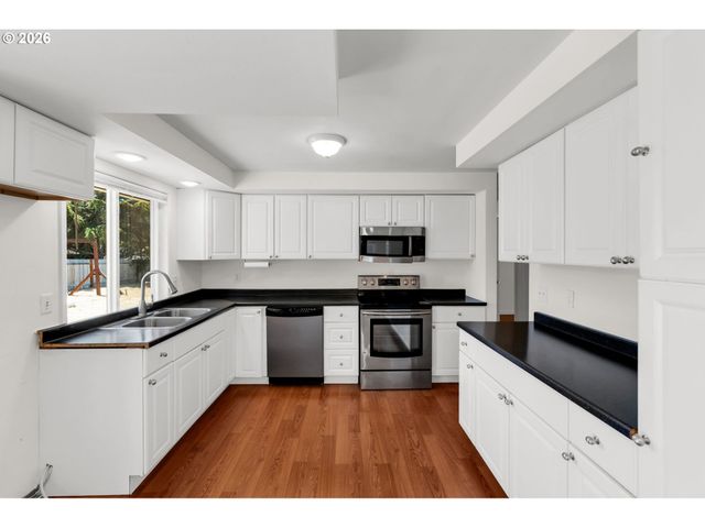 9009 Ne 22ND Cir, Vancouver, WA 98664