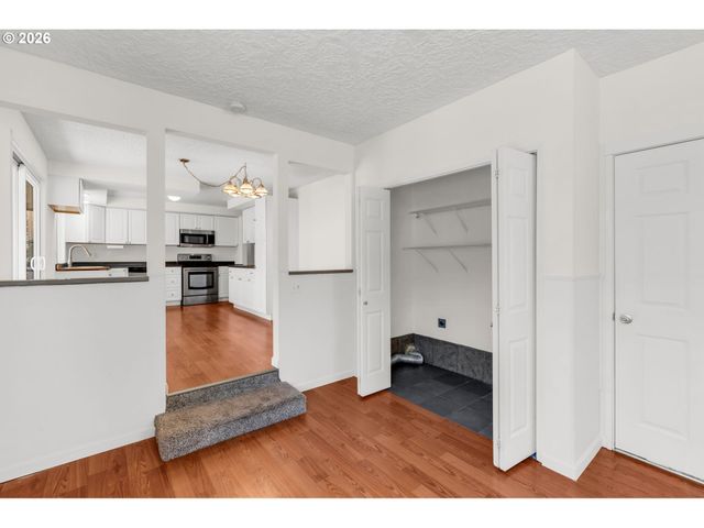 9009 Ne 22ND Cir, Vancouver, WA 98664