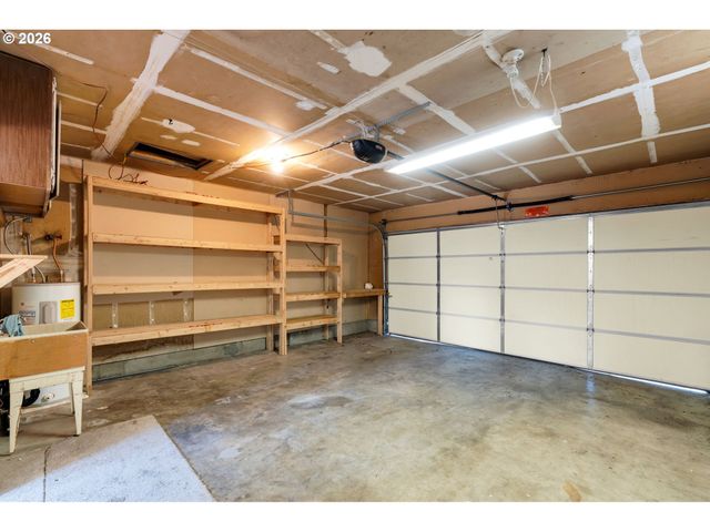 9009 Ne 22ND Cir, Vancouver, WA 98664