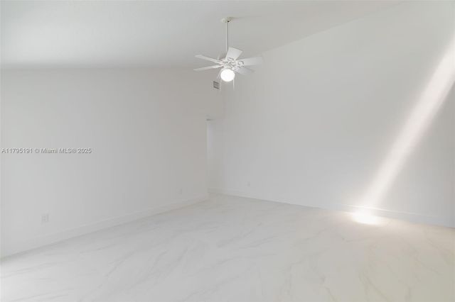 5926 Golden Eagle Cir, Palm Beach Gardens, FL 33418