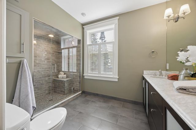 672 Summit Avenue 102, Saint Paul, MN 55105