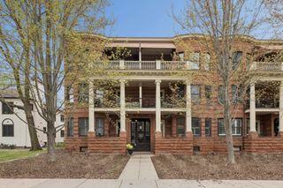 672 Summit Avenue 102, Saint Paul, MN 55105
