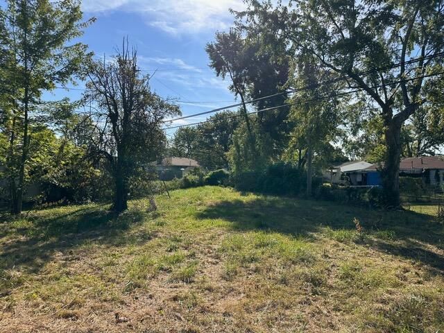 2825 S Hampton Road S, Columbus, OH 43232