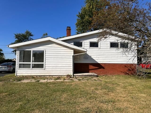 2825 S Hampton Road S, Columbus, OH 43232