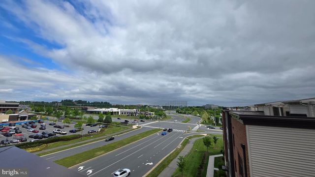 44768 TIVERTON SQ, Ashburn, VA 20147