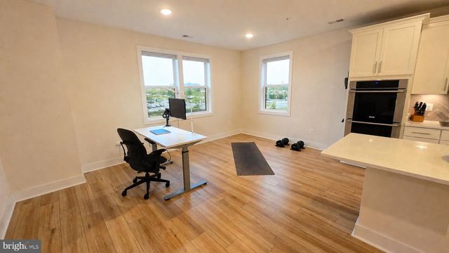 44768 TIVERTON SQ, Ashburn, VA 20147