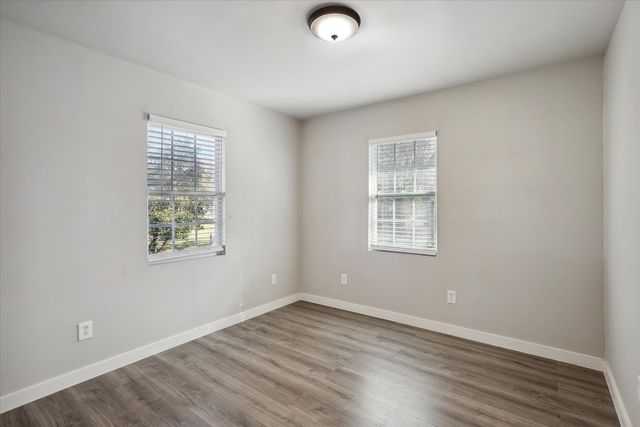 306 N Walnut Street, Roanoke, TX 76262