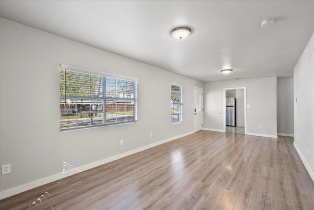 306 N Walnut Street, Roanoke, TX 76262