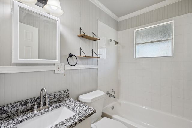 306 N Walnut Street, Roanoke, TX 76262