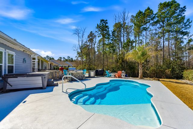 884 Mourning Dove Dr., Myrtle Beach, SC 29577