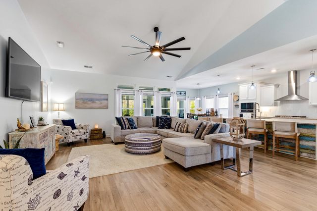 884 Mourning Dove Dr., Myrtle Beach, SC 29577