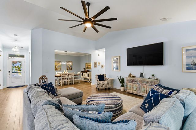 884 Mourning Dove Dr., Myrtle Beach, SC 29577
