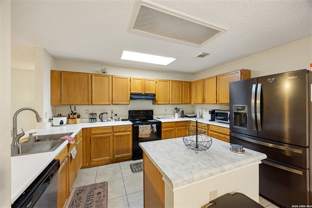 6425 Maverick Oak, San Antonio, TX 78240