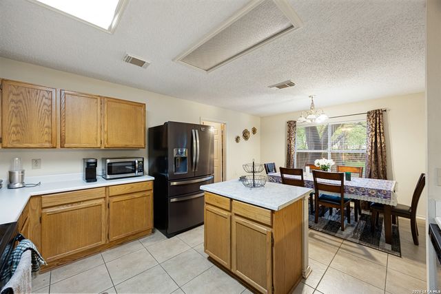 6425 Maverick Oak, San Antonio, TX 78240