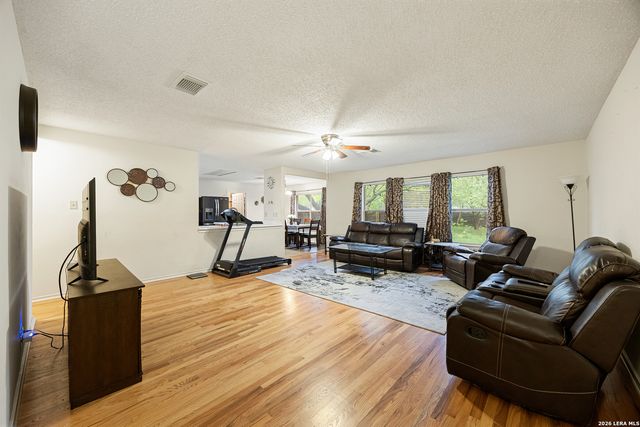 6425 Maverick Oak, San Antonio, TX 78240