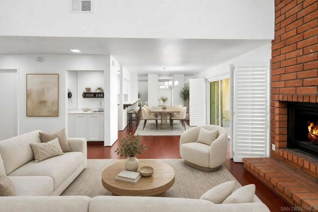 2538 Caminito Muirfield, La Jolla, CA 92037