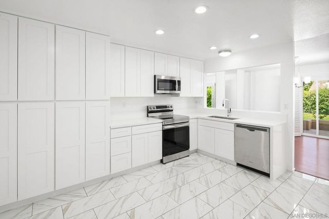 2538 Caminito Muirfield, La Jolla, CA 92037