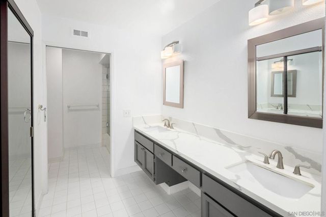 2538 Caminito Muirfield, La Jolla, CA 92037