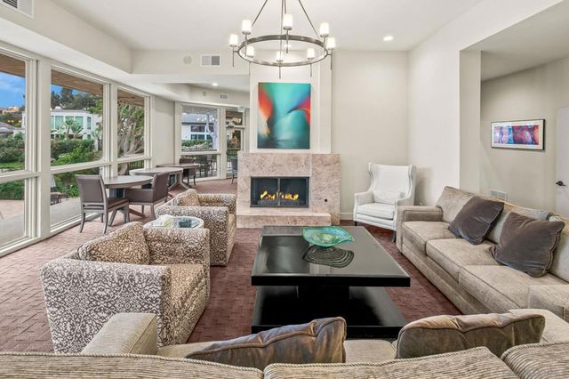 2538 Caminito Muirfield, La Jolla, CA 92037