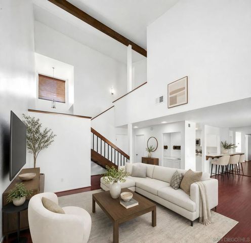 2538 Caminito Muirfield, La Jolla, CA 92037