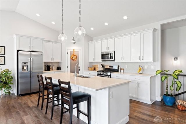 1124 Petrus Court, Clearcreek Twp, OH 45458