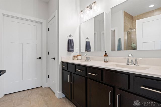 1124 Petrus Court, Clearcreek Twp, OH 45458