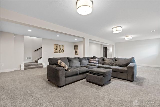 1124 Petrus Court, Clearcreek Twp, OH 45458