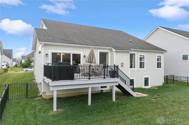 1124 Petrus Court, Clearcreek Twp, OH 45458