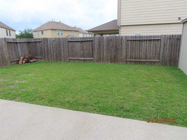 15631 S Fall Fern Circle, Houston, TX 77044