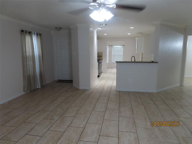 15631 S Fall Fern Circle, Houston, TX 77044