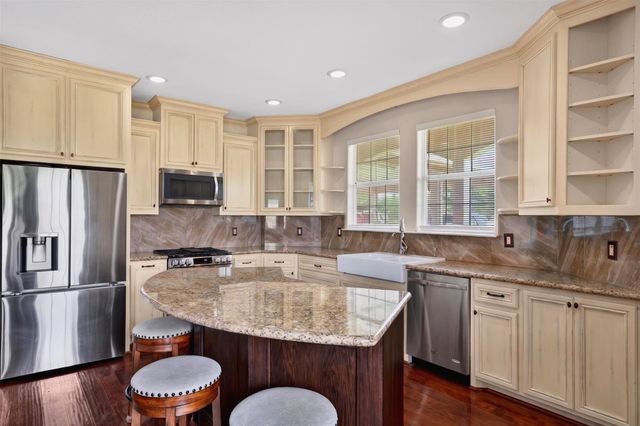390 County Road 4871, Dayton, TX 77535