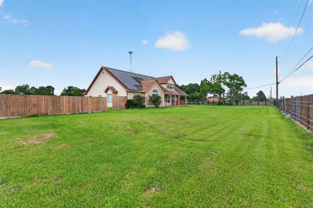 390 County Road 4871, Dayton, TX 77535