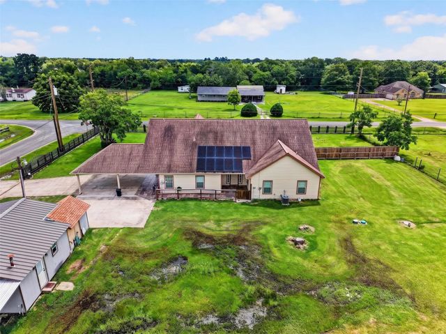 390 County Road 4871, Dayton, TX 77535