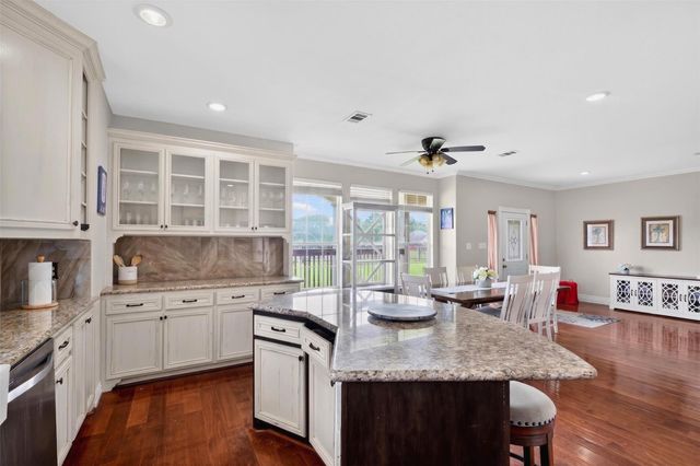 390 County Road 4871, Dayton, TX 77535