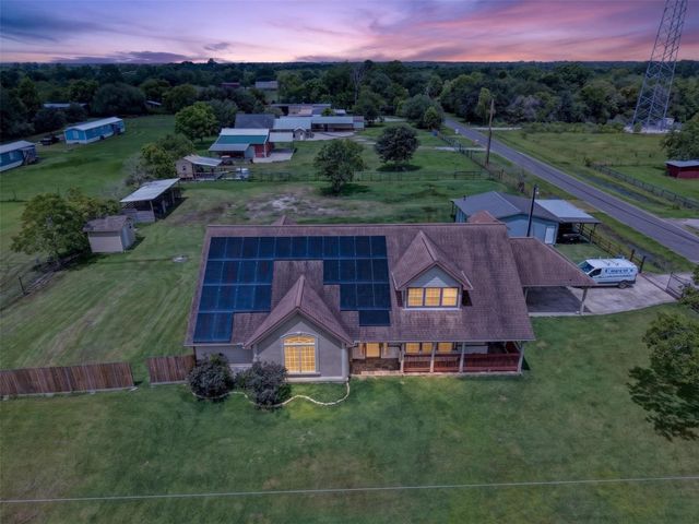 390 County Road 4871, Dayton, TX 77535