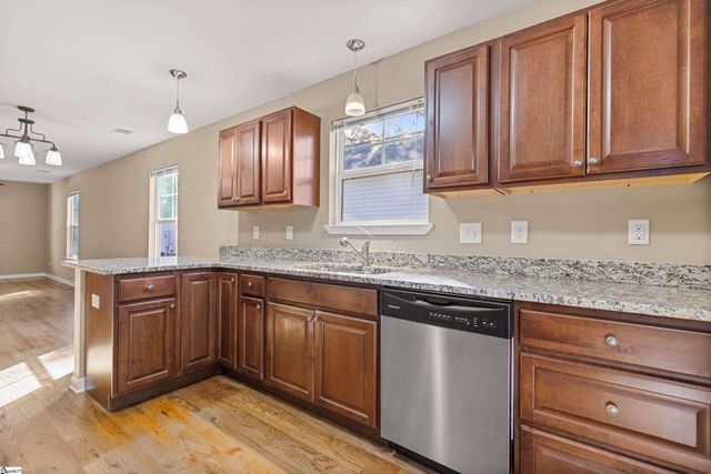 207 Ridgeway Drive, Greenville, SC 29607