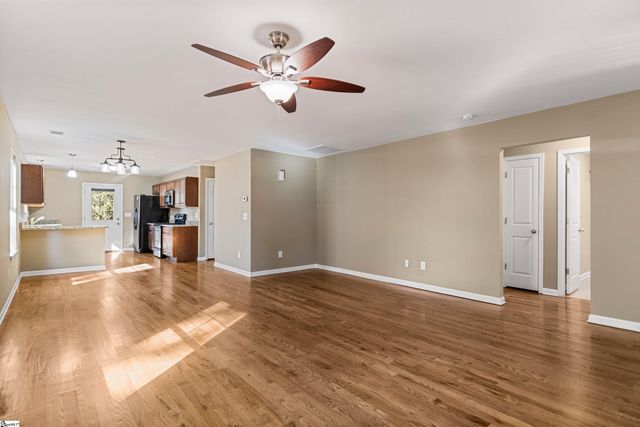 207 Ridgeway Drive, Greenville, SC 29607