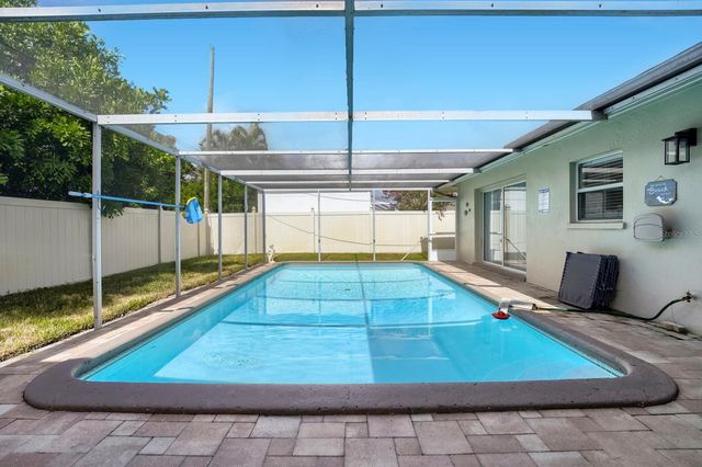13931 DOMINICA DRIVE, Seminole, FL 33776