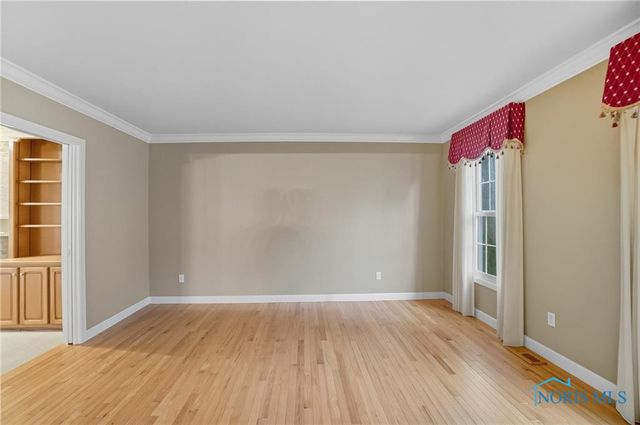 8435 Willow Glen, Holland, OH 43528