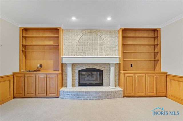 8435 Willow Glen, Holland, OH 43528