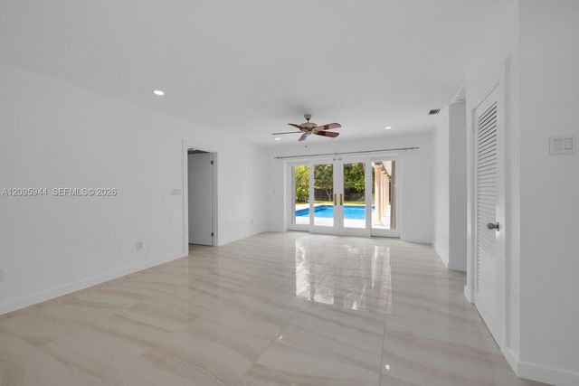 13840 SW 74th Avenue, Palmetto Bay, FL 33158