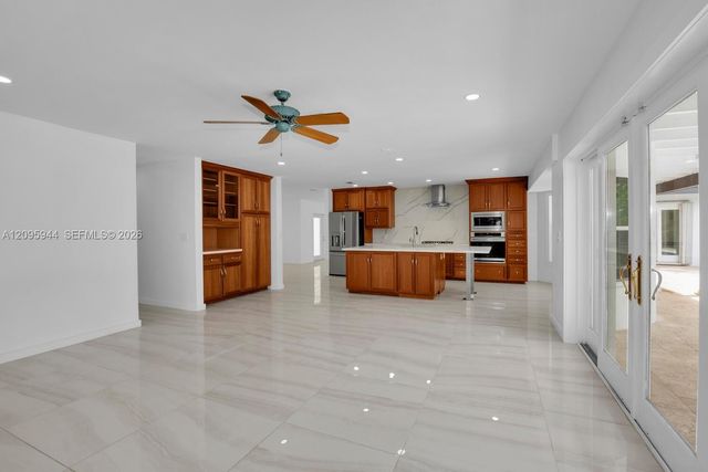 13840 SW 74th Avenue, Palmetto Bay, FL 33158