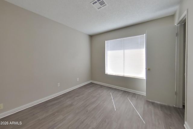 2210 W MOHAWK Lane, Phoenix, AZ 85027