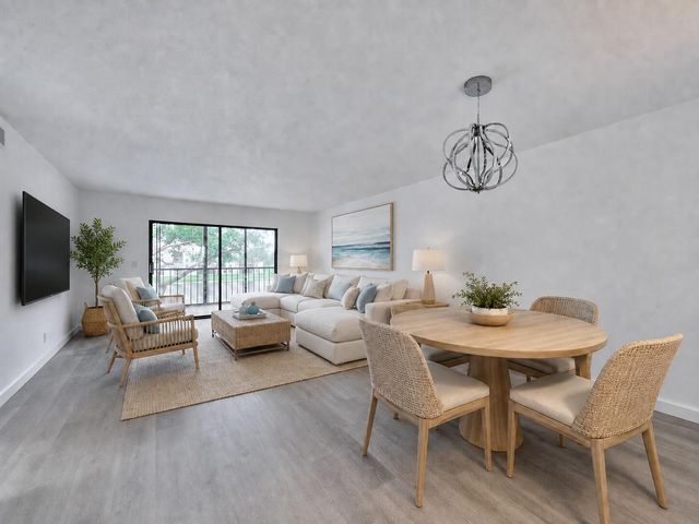 6193 Pointe Regal Circle 306, Delray Beach, FL 33484
